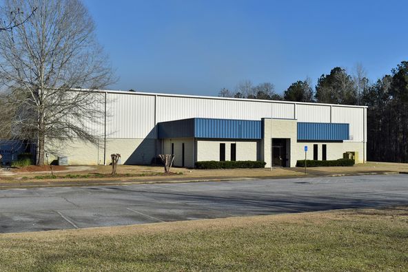 20 Downing Dr, Phenix City, AL 36869